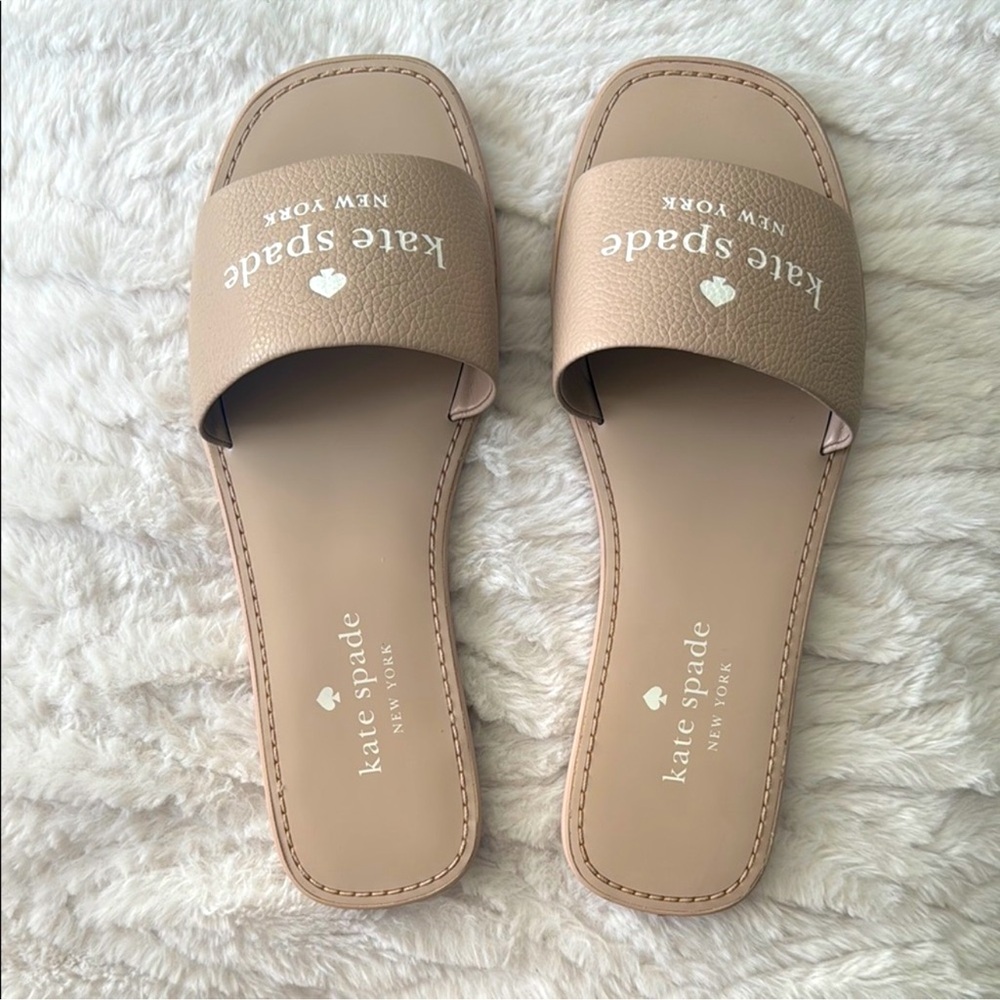 Kate Spade Women's Tan Slide Sandals size 9B comes with box! NEW WITH TAGS